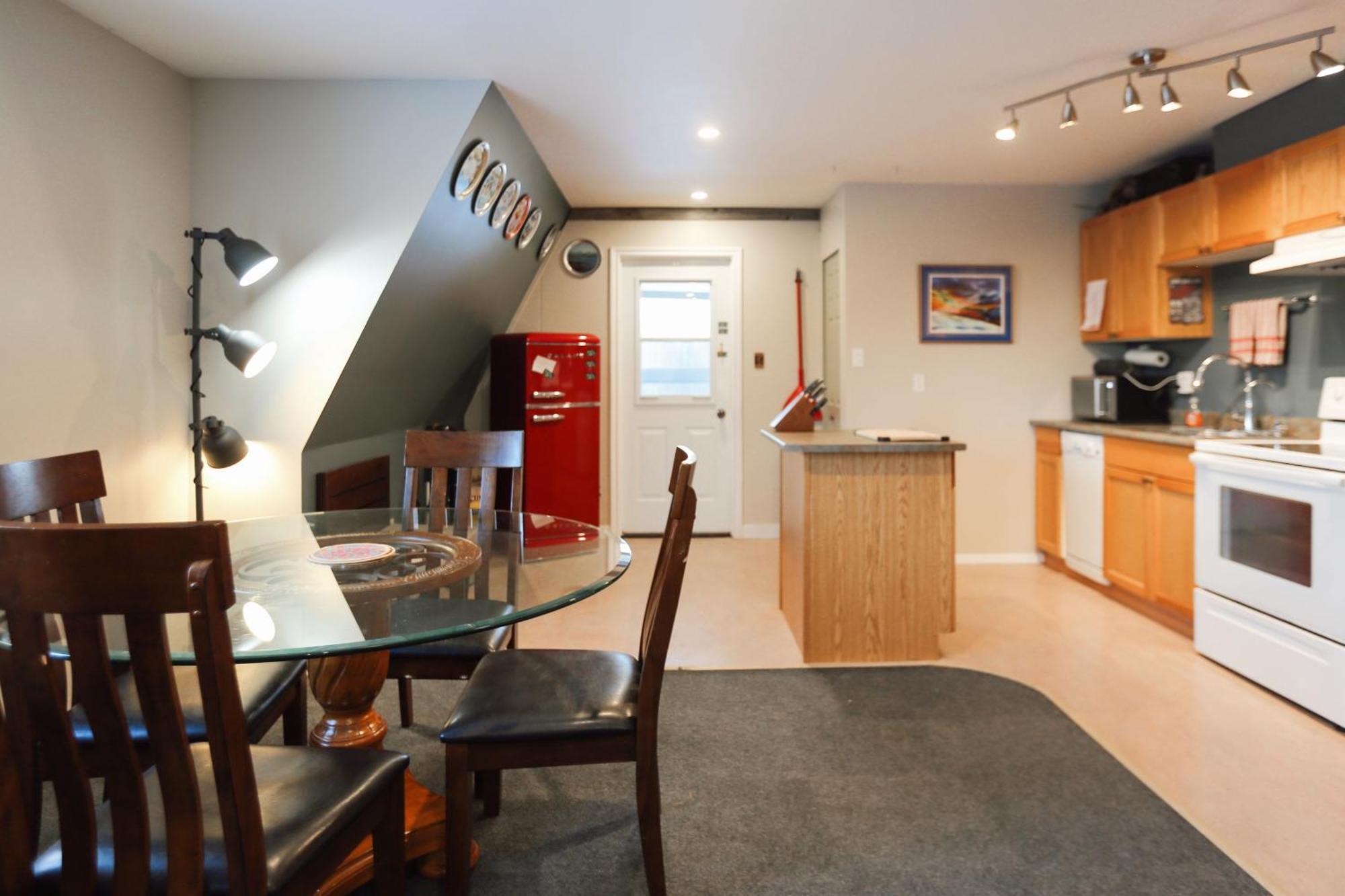 The Big Red Barn Apartment Whitehorse Exterior photo